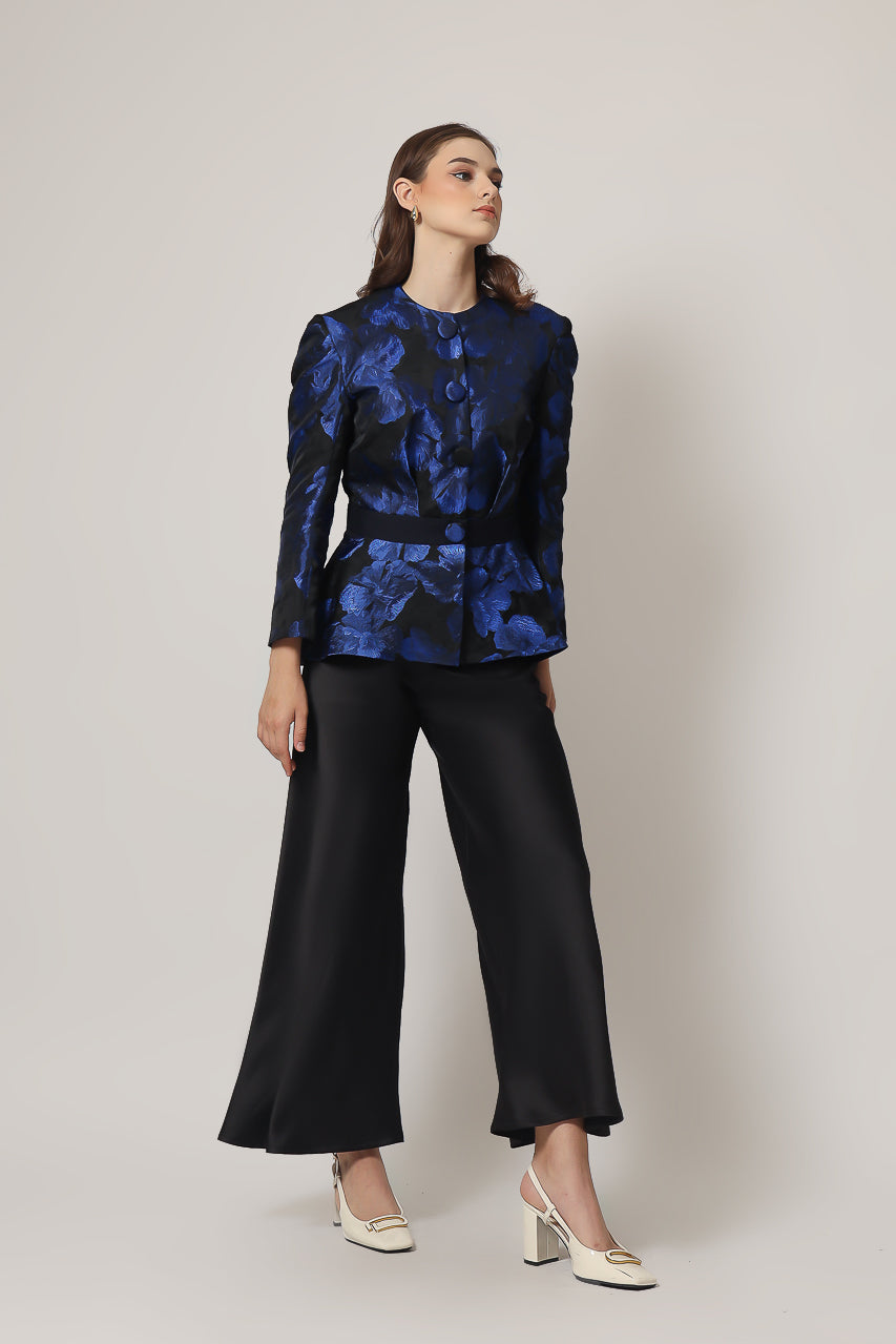 Bloom et Champs Blueberry Floral Peplum Blouse