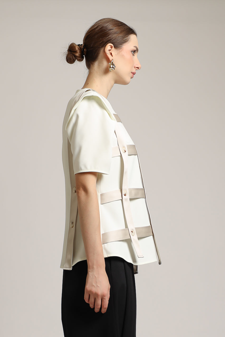 Bloom et Champs Blouse Anyaman Kancing