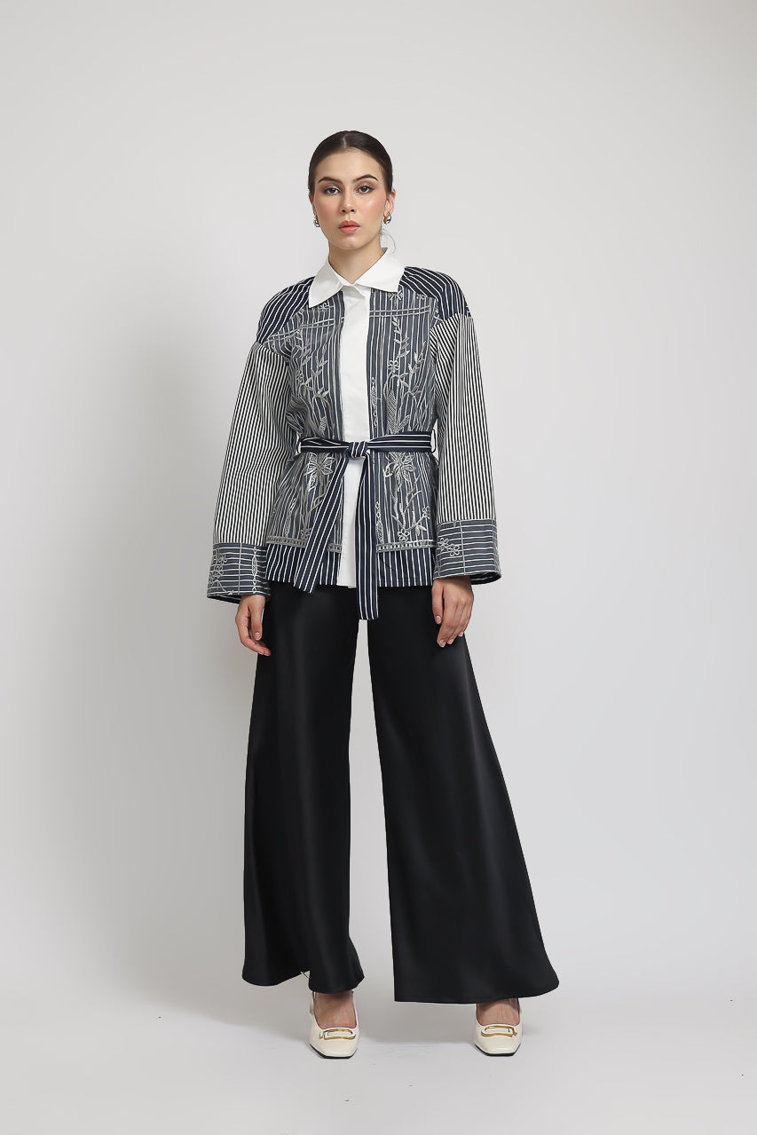 Bloom et Champs Kemeja Tulle Abu Salur