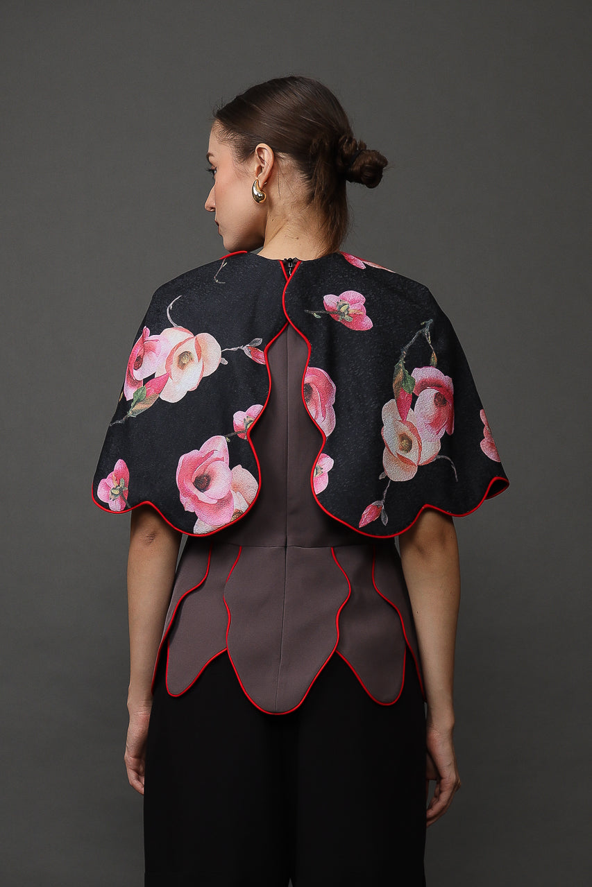 Bloom et Champs Ivanna Scalloped Fuschia Blouse