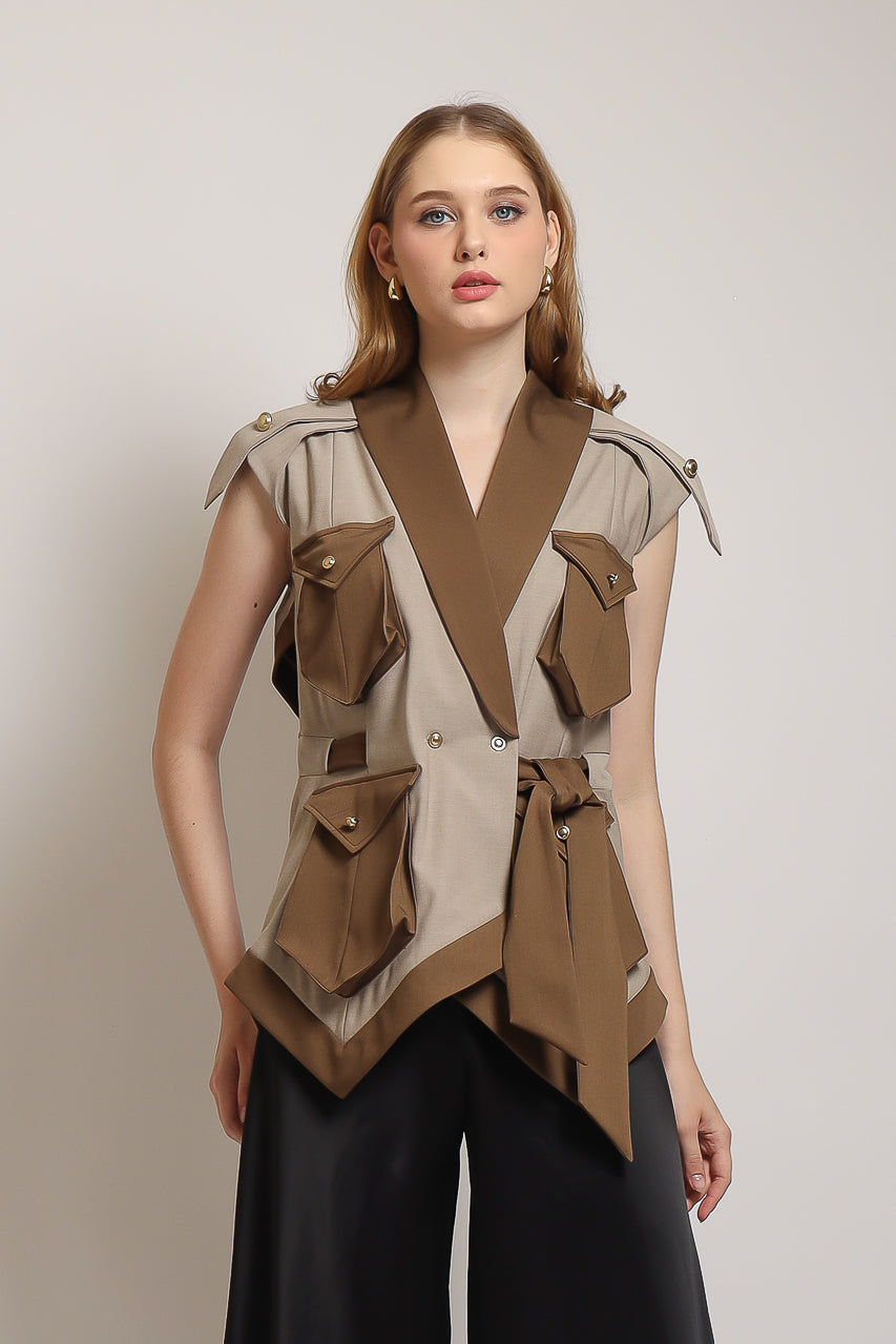 Bloom et Champs Vest Kantong Segitiga/ Flare Saten Pants