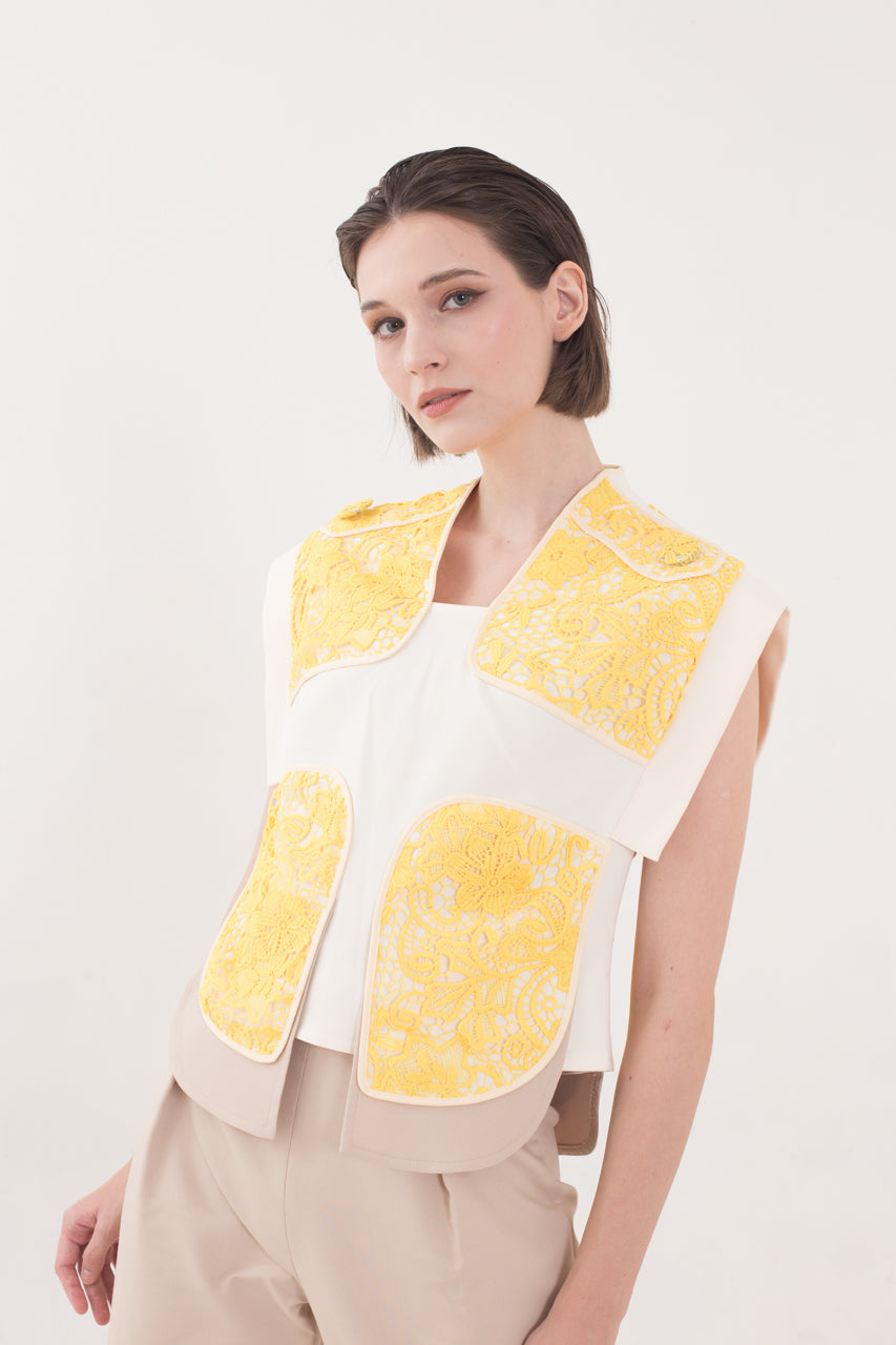 Bloom et Champs Lemon Lace Top