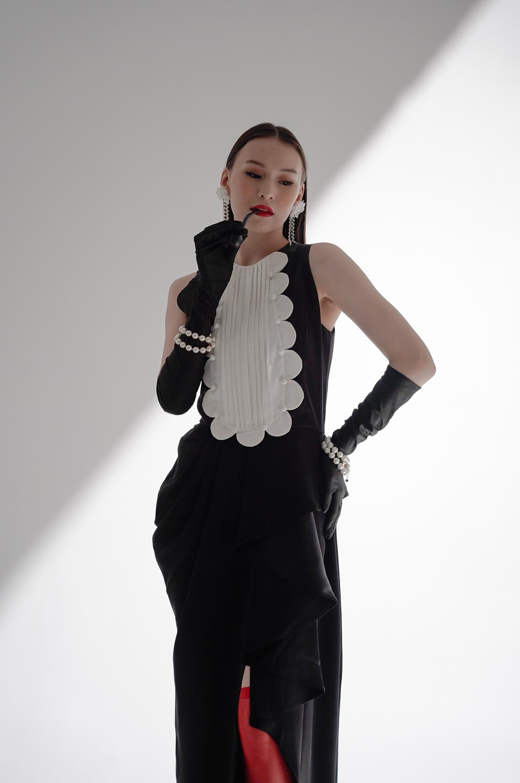 Bloom et Champs Tuxedo Scalloped Dress