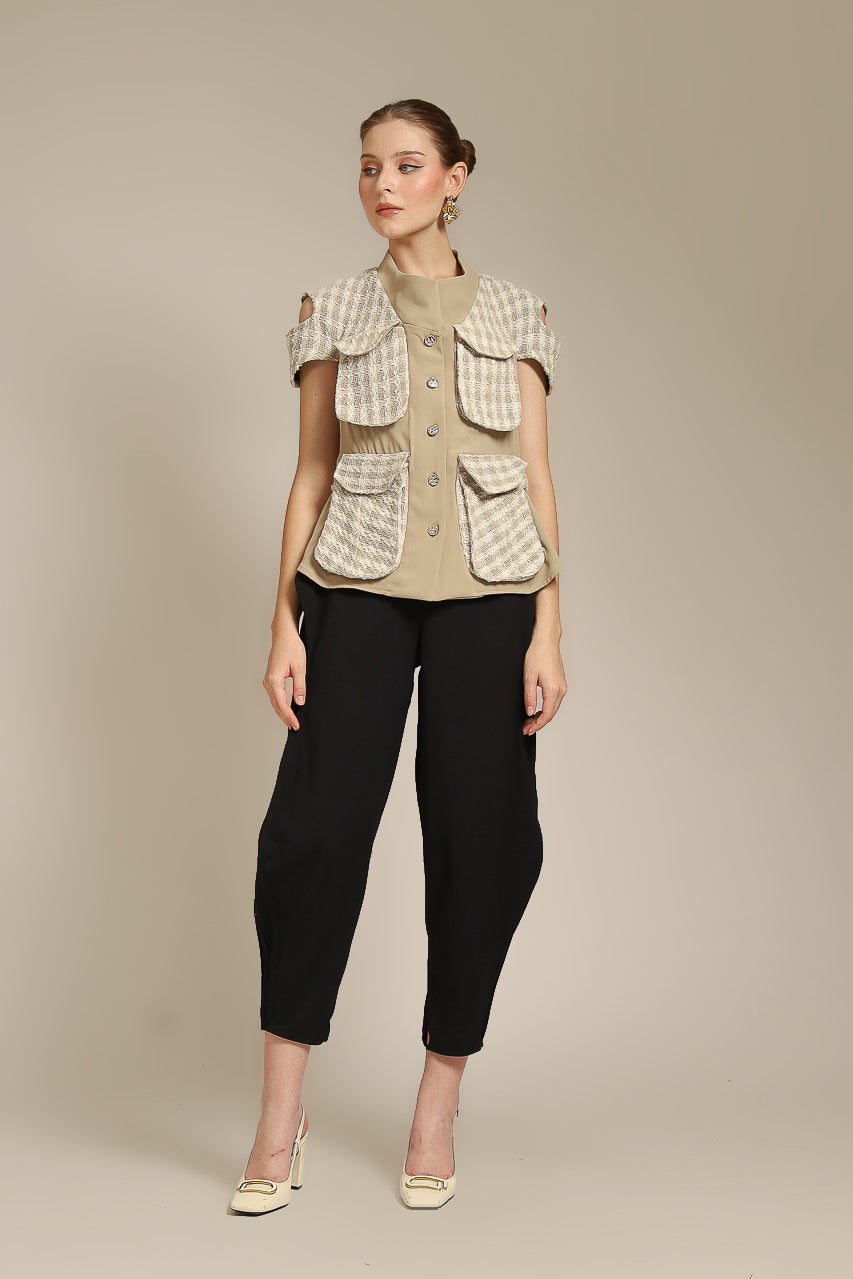 Bloom et Champs Pocket Tweed Blouse