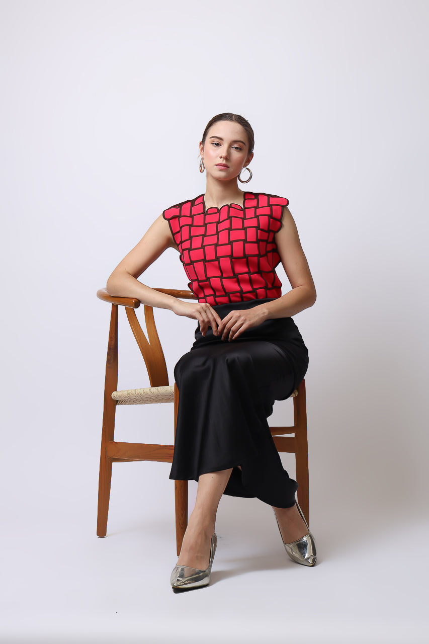 Bloom et Champs Top Anyam Red Fuschia/Saten Obi Skirt Black