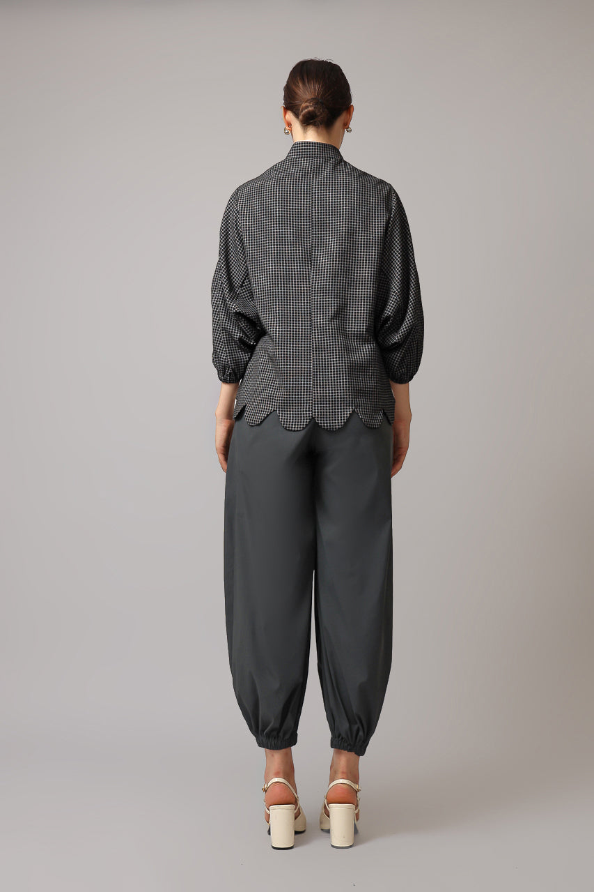 Bloom et Champs Kemeja Pinnacle / Celana Akira Panjang