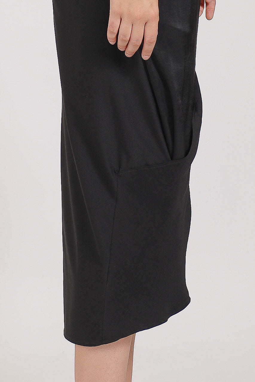 Simple Saten Midi Dress