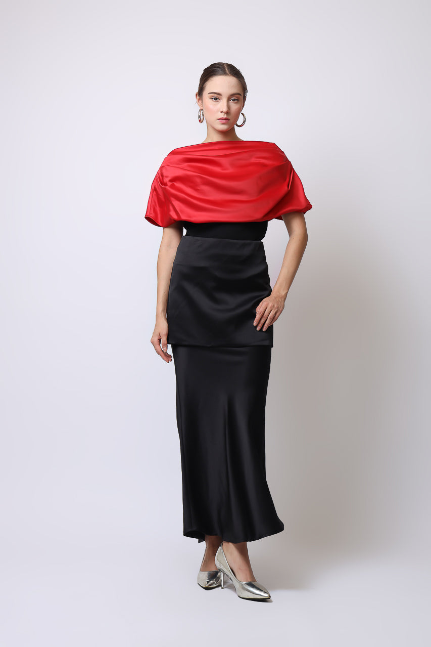 Bloom et Champs Top Kerah Ploi Merah/ Saten Obi Skirt
