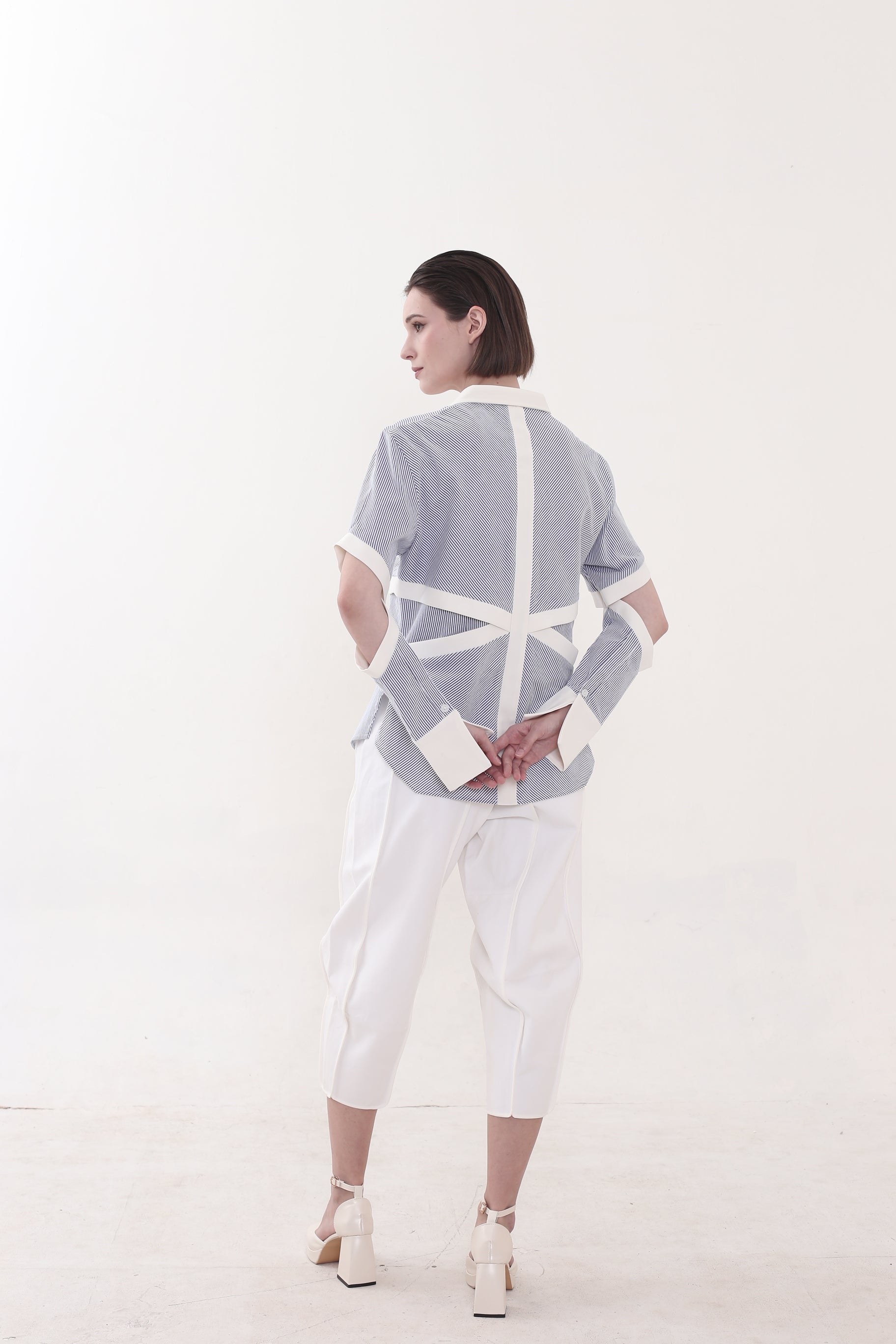 Bloom et Champs Kemeja Slit Salur