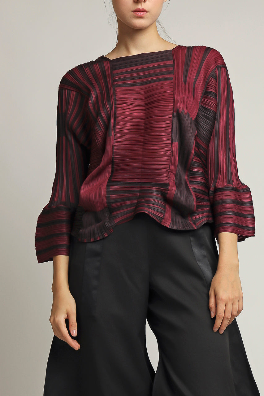 Bloom et Champs Maroon Pleats Top