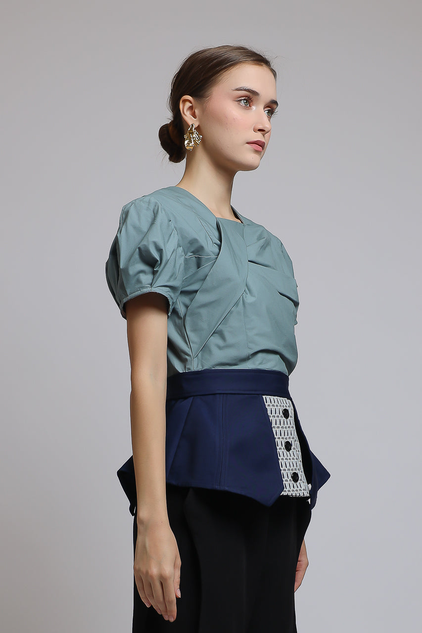 Bloom et Champs Ombak Peplum Blouse