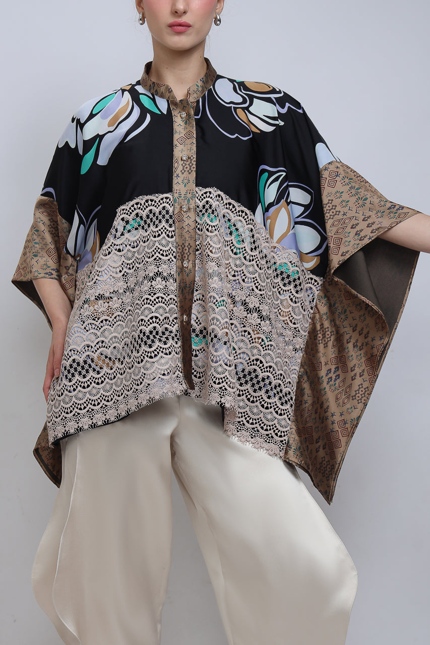 Bloom et Champs Top Lawar Brukat Kembang/Celana Doremi Krem