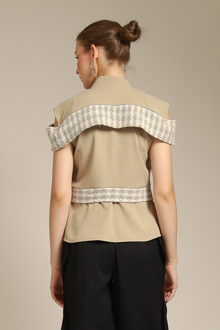 Bloom et Champs Pocket Tweed Blouse
