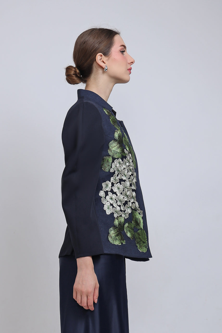 Bloom et Champs Diagonal Shirt with Garden Embroidery/Flare Saten Pants in Navy