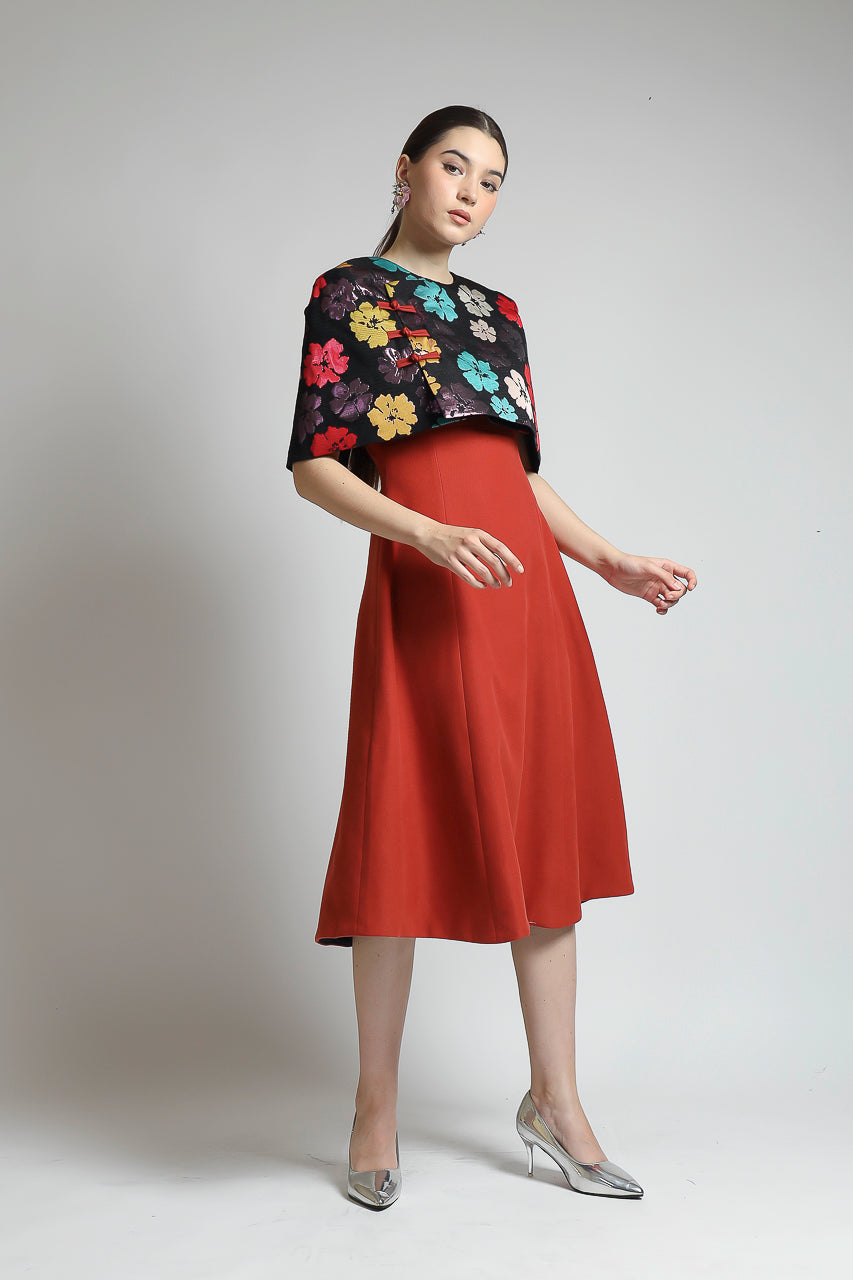 Bloom et Champs Sakura Cape Dress