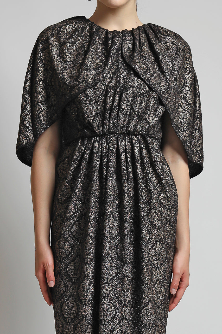 Bloom et Champs Dress Cape BKK