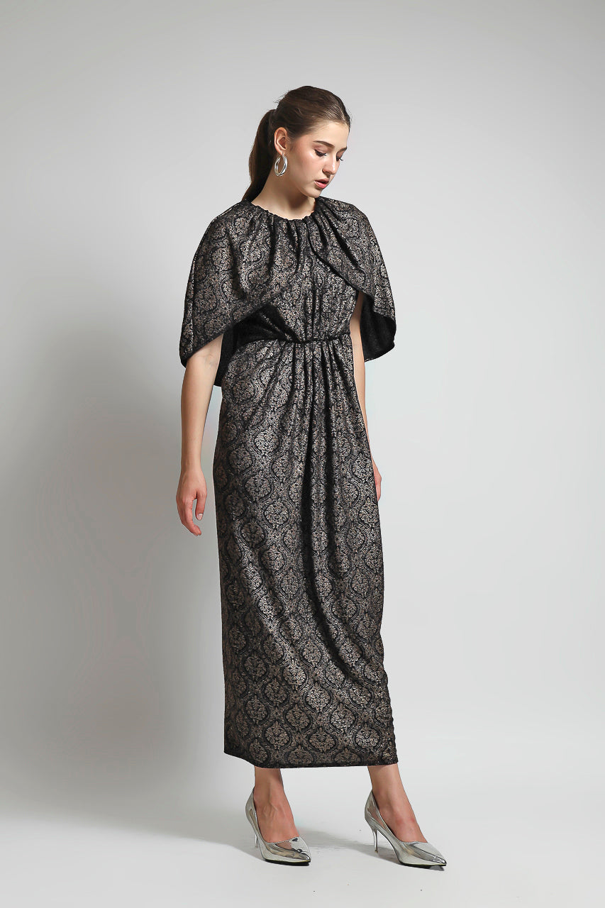 Bloom et Champs Dress Cape BKK