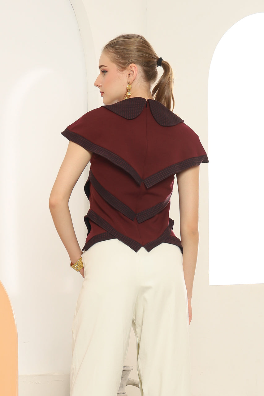 Bloom et Champs Pyramid Maroon Top
