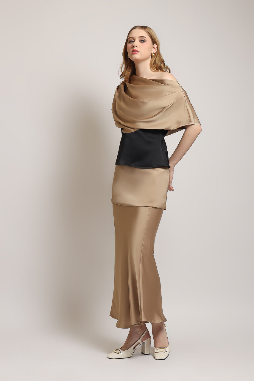Bloom Top Kerah Ploi/Rok Saten Obi