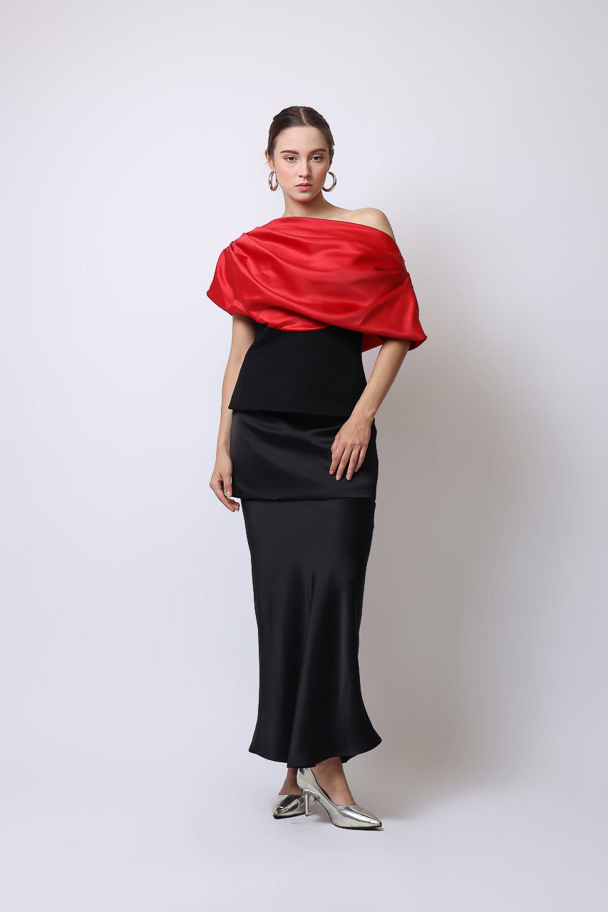 Bloom et Champs Top Kerah Ploi Merah/ Saten Obi Skirt