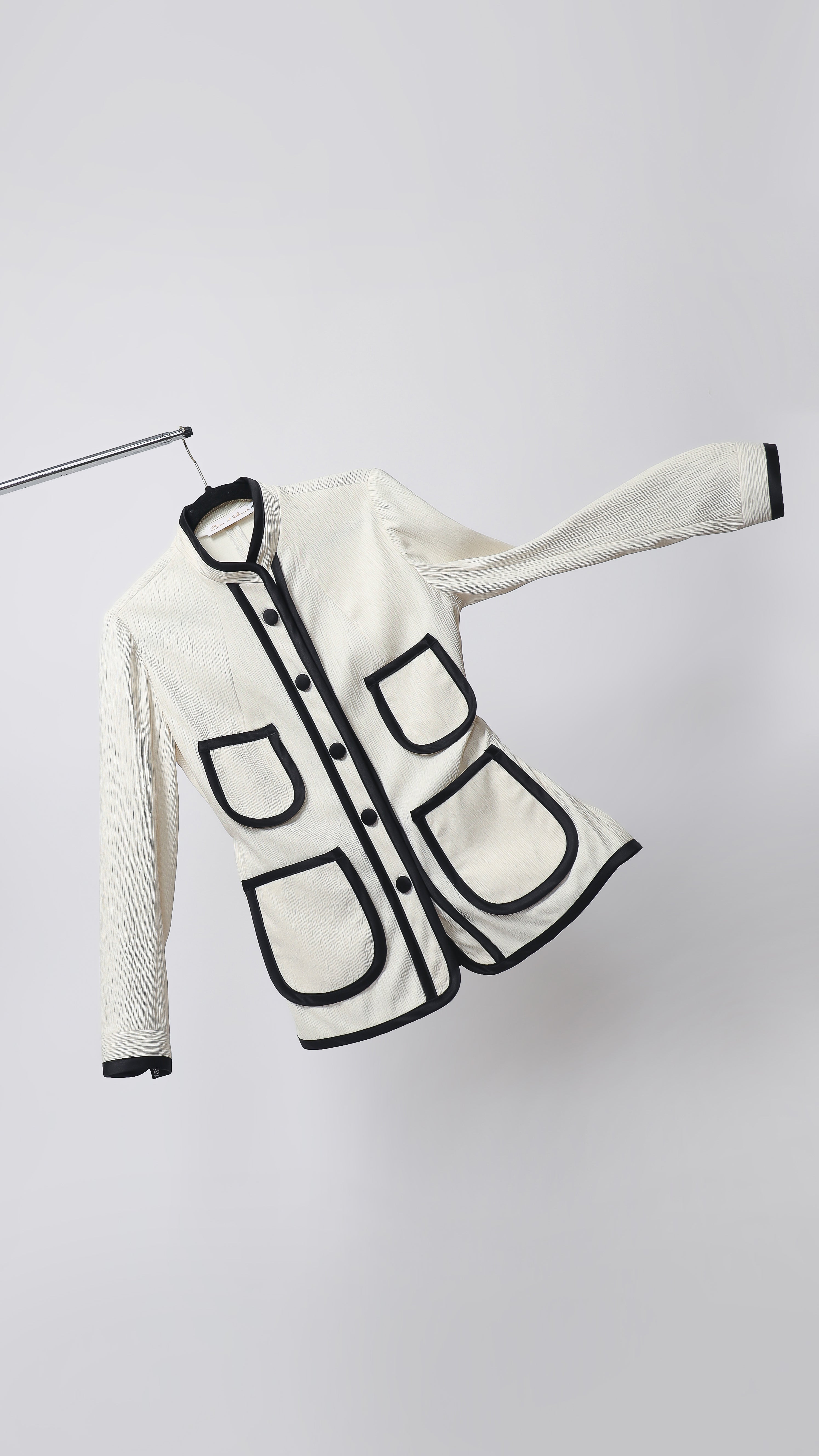 Bloom et Champs Blazer Michelle Mono List/Celana Satin Flare