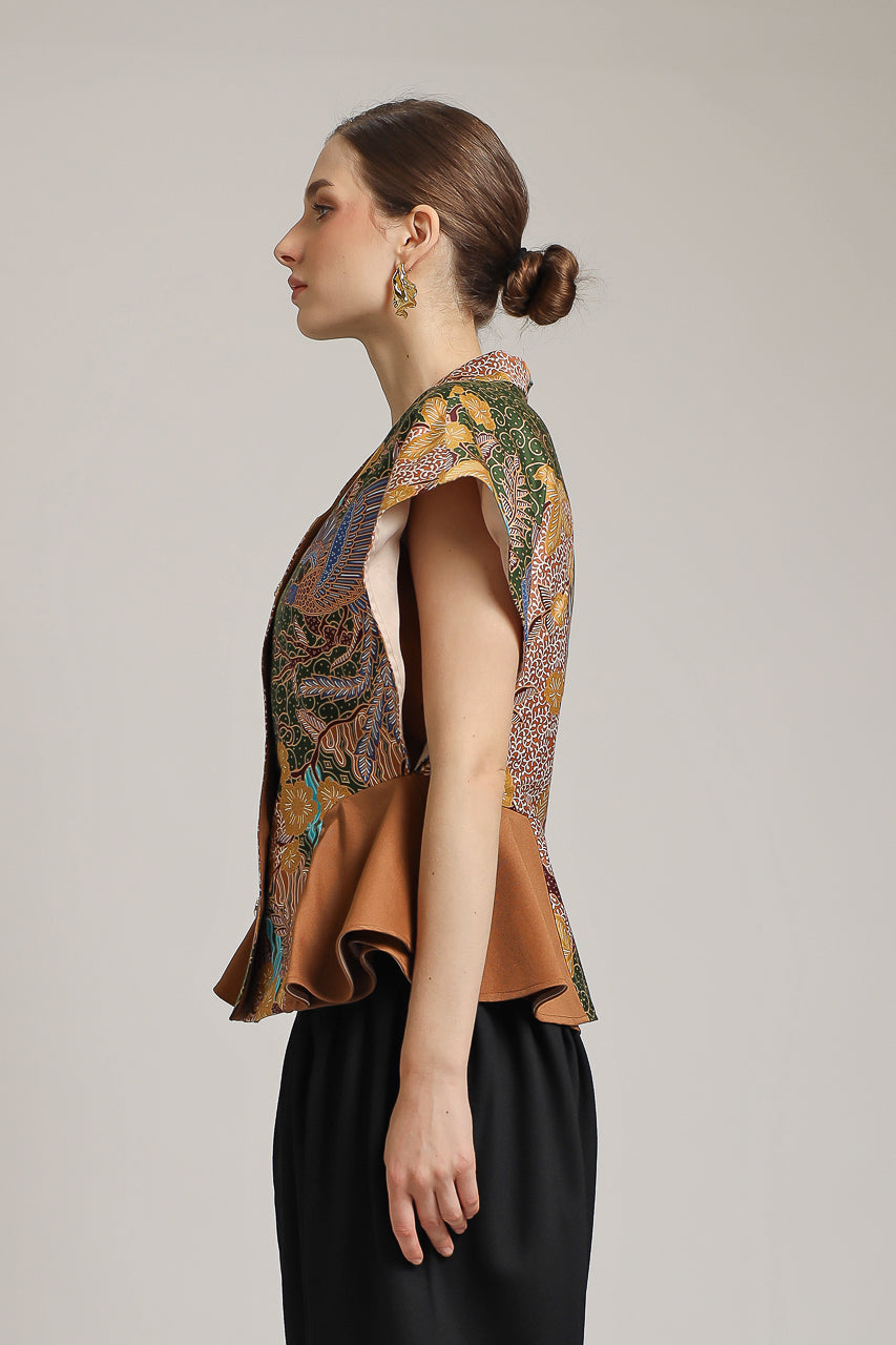 Bloom et Champs Tassel Batik Blouse