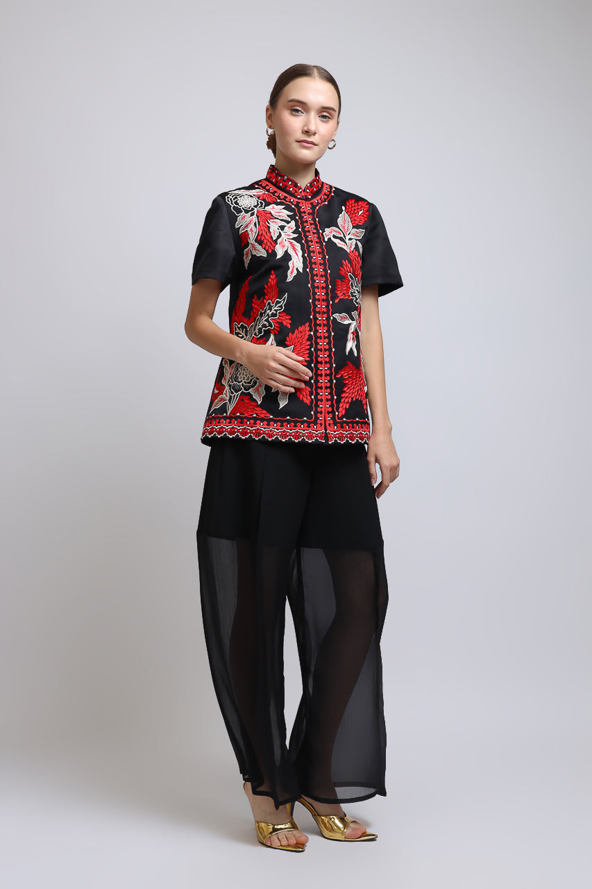 Bloom et Champs Red Oriental Embroidered Blouse/Alena Chiffon Pants