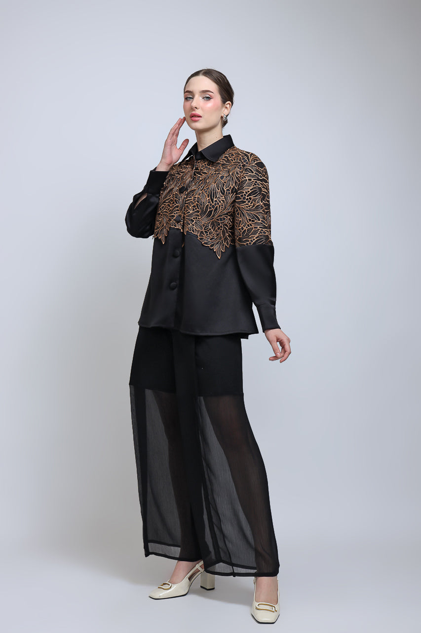 Bloom et Champs Kemeja Brukat Caramel