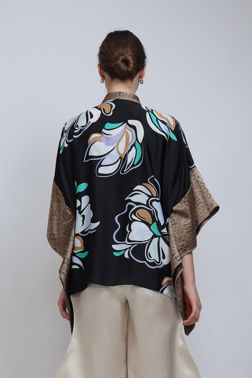 Bloom et Champs Top Lawar Brukat Kembang/Celana Doremi Krem