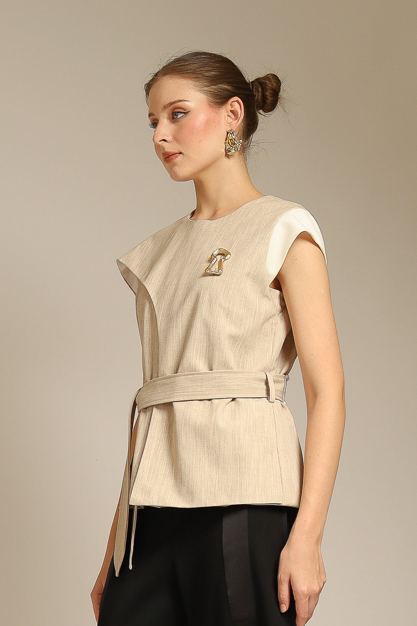 Bloom et Champs AK Brooch Blouse