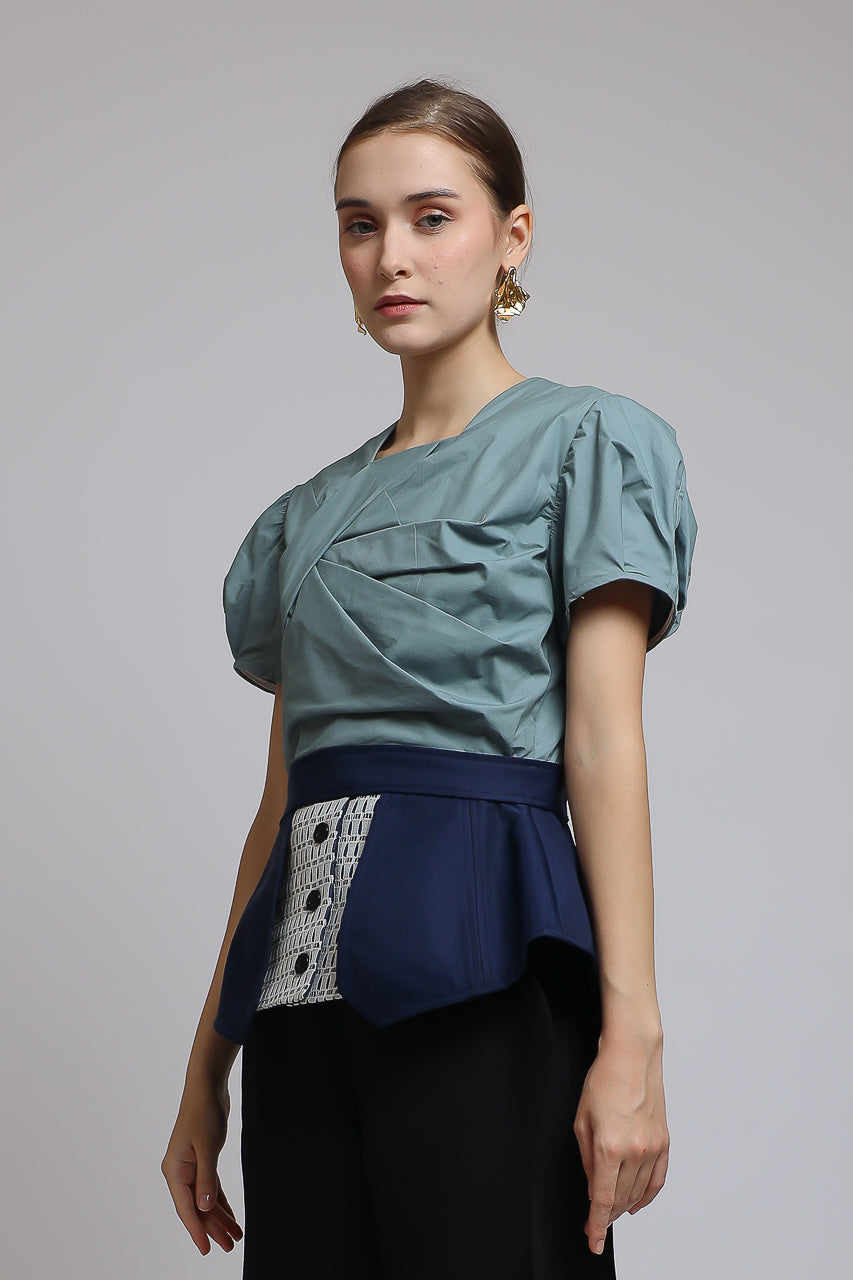 Bloom et Champs Ombak Peplum Blouse
