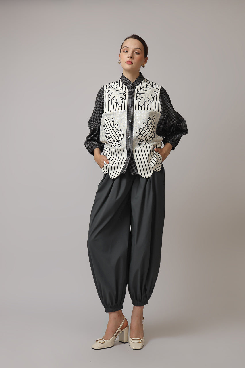 Bloom et Champs Kemeja Pinnacle / Celana Akira Panjang