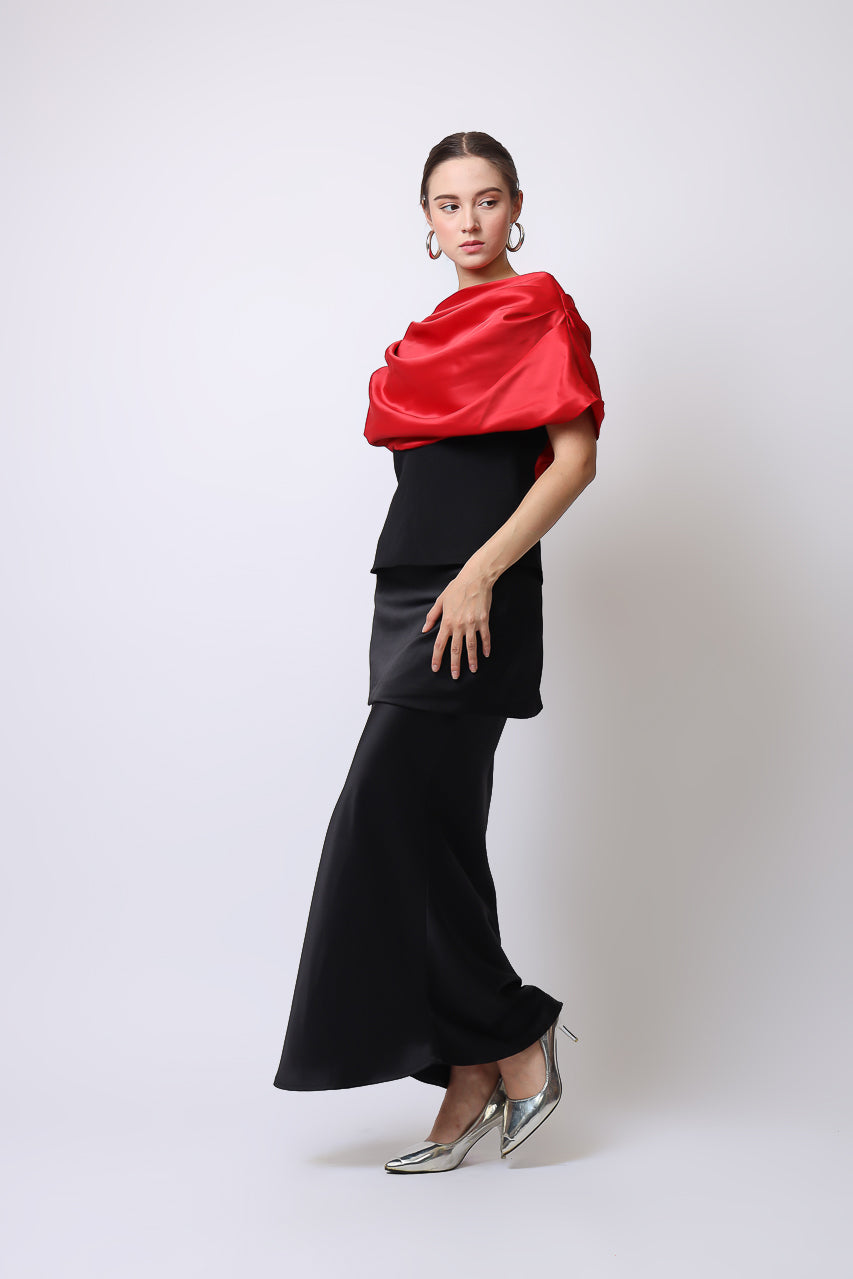 Bloom et Champs Top Kerah Ploi Merah/ Saten Obi Skirt