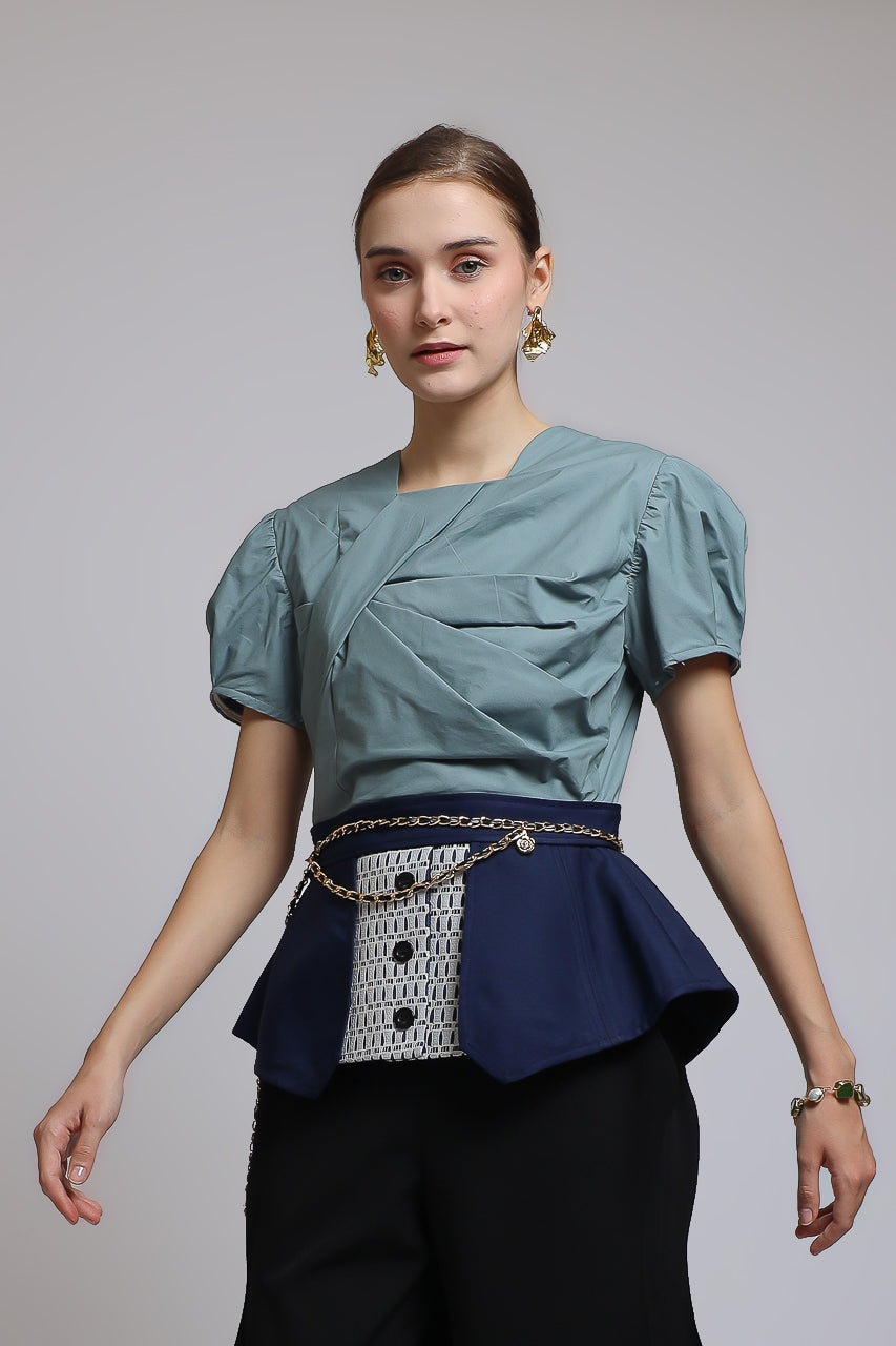Bloom et Champs Ombak Peplum Blouse