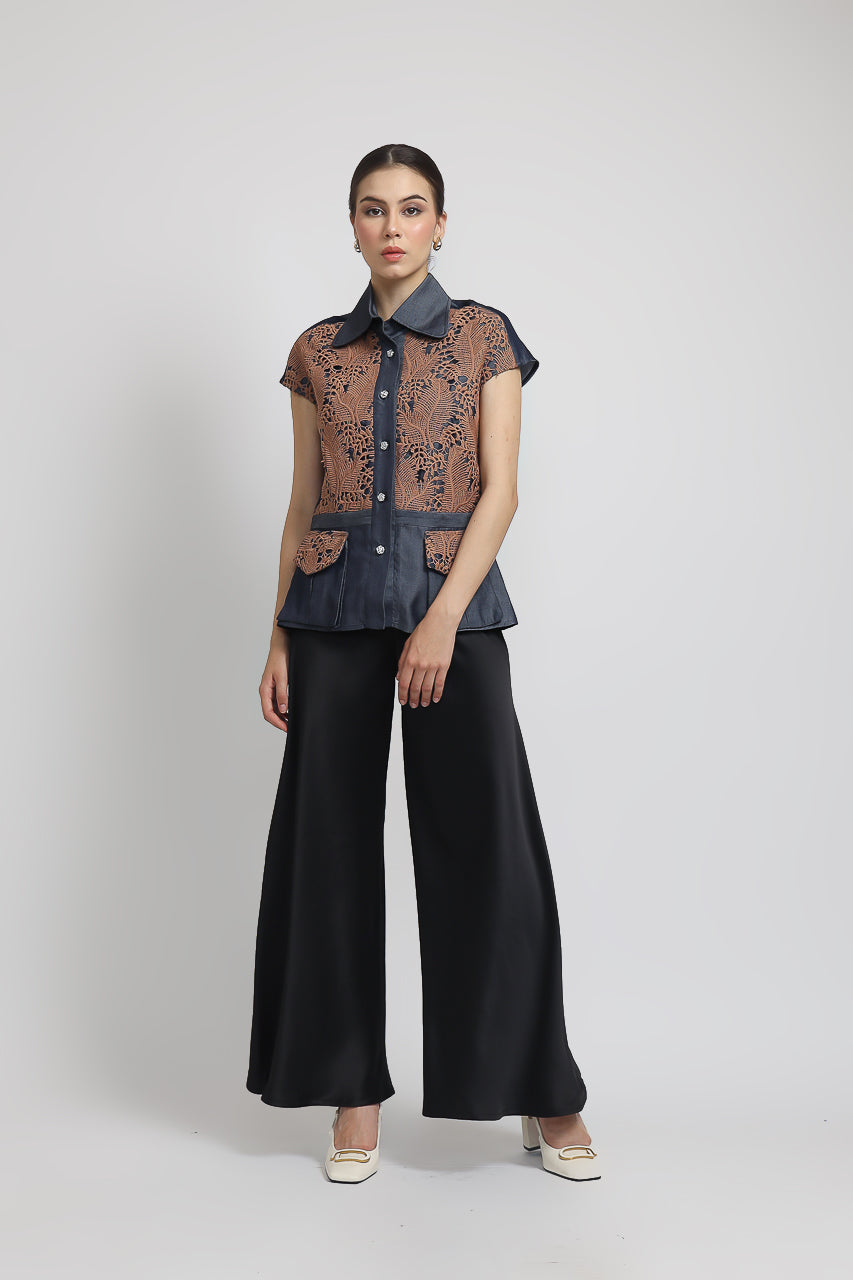 Bloom et Champs Paris Denim Blouse/Flare Saten Pants