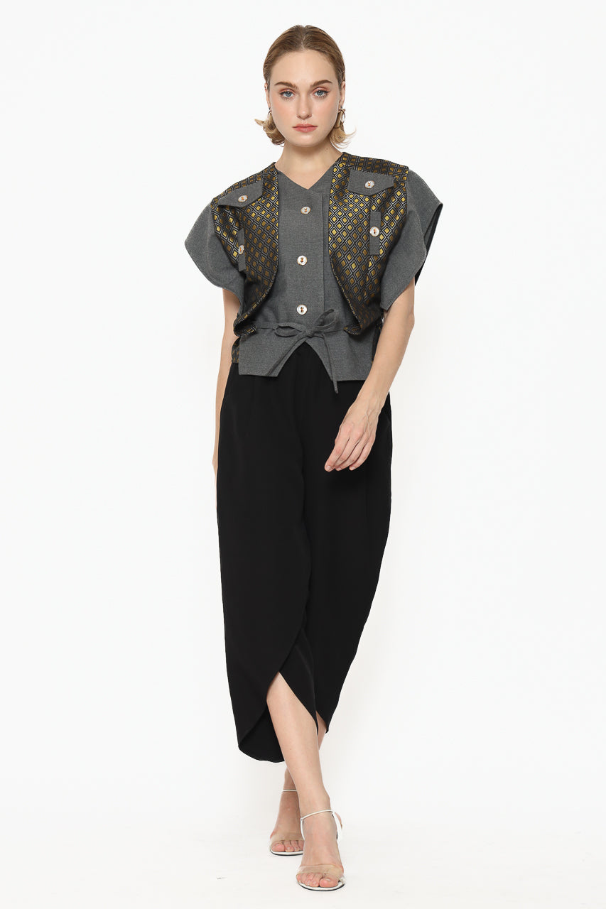 Bloom et Champs Batwing Top in Gold