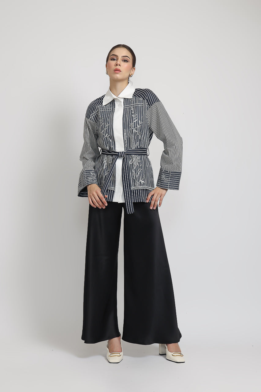 Bloom et Champs Kemeja Tulle Abu Salur