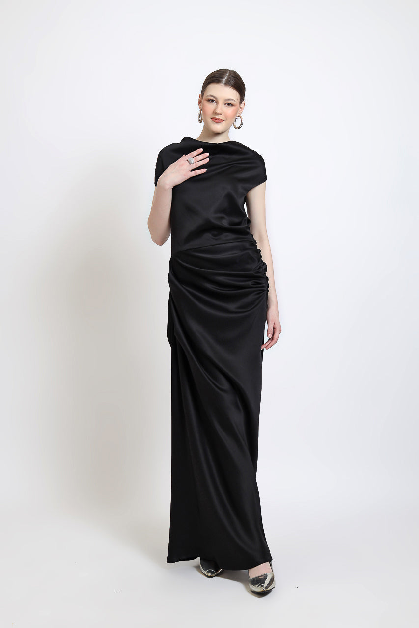 Bloom et Champs Cowl Saten Dress