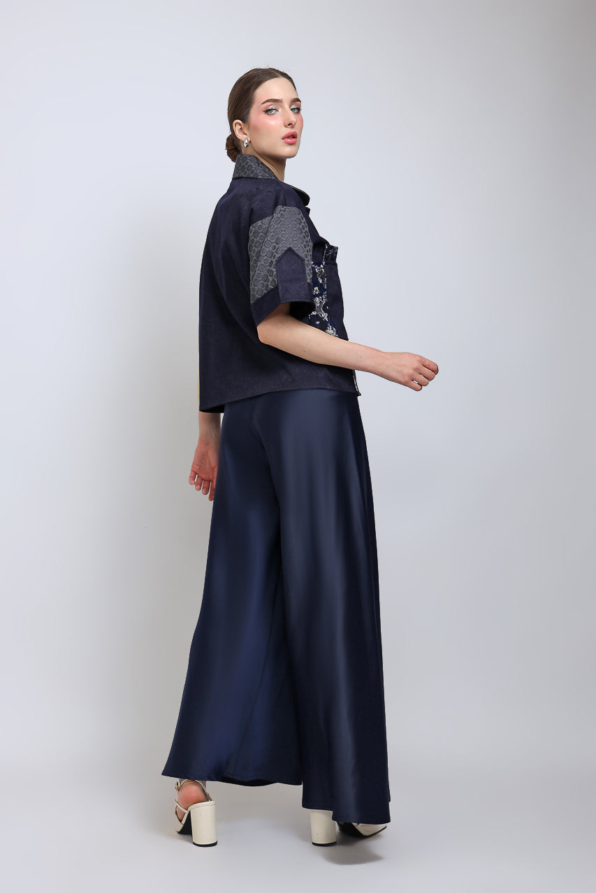 Kemeja Golden Navy/Flare Saten Navy Pants