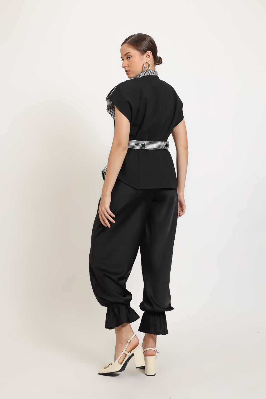 Bloom et Champs Safari Checkered Monochrome Top/Celana Ruffle Hem Pants