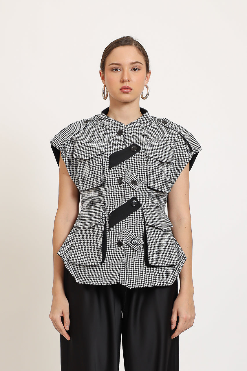 Bloom et Champs Safari Checkered Monochrome Top/Celana Ruffle Hem Pants