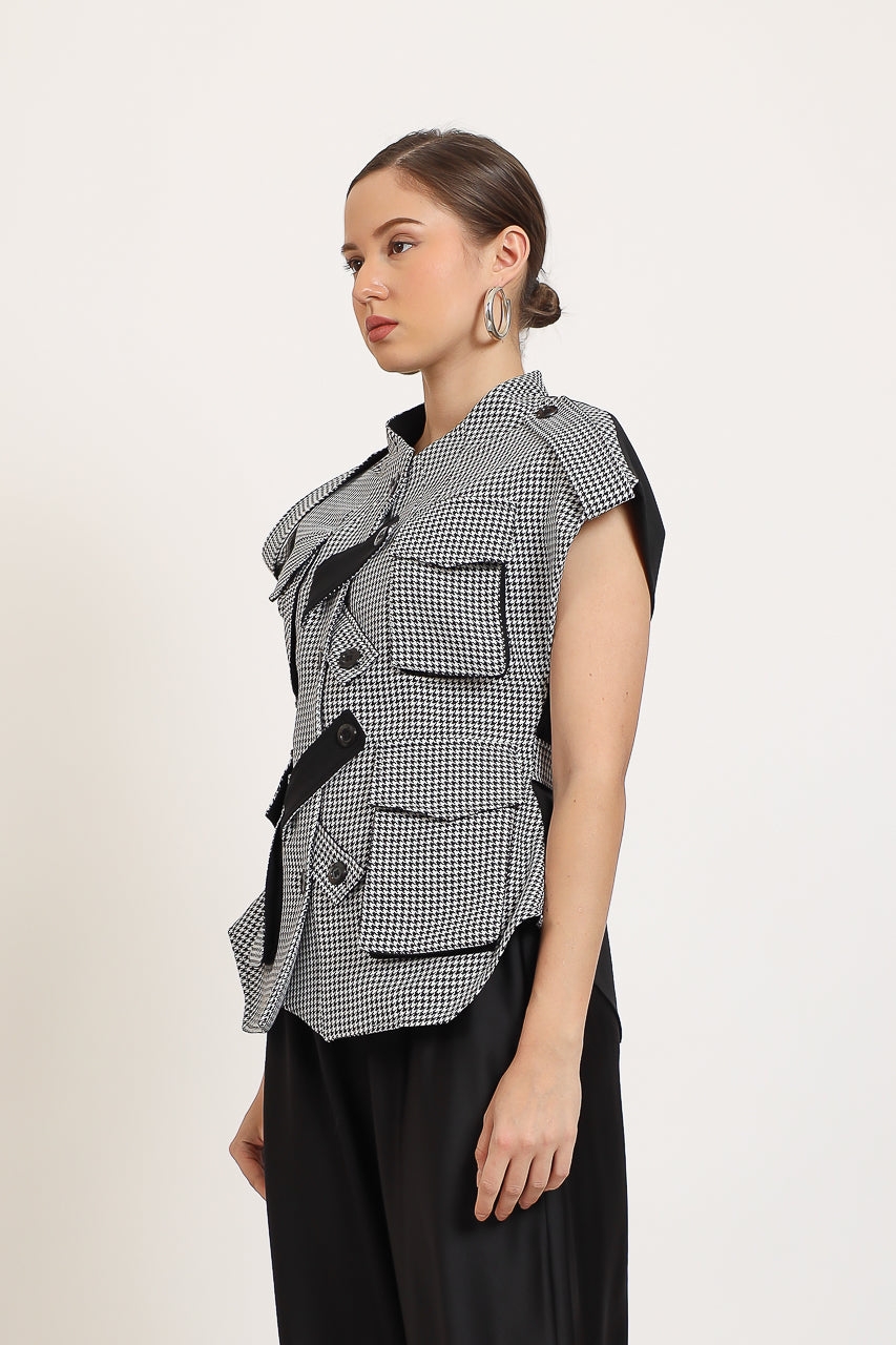 Bloom et Champs Safari Checkered Monochrome Top/Celana Ruffle Hem Pants