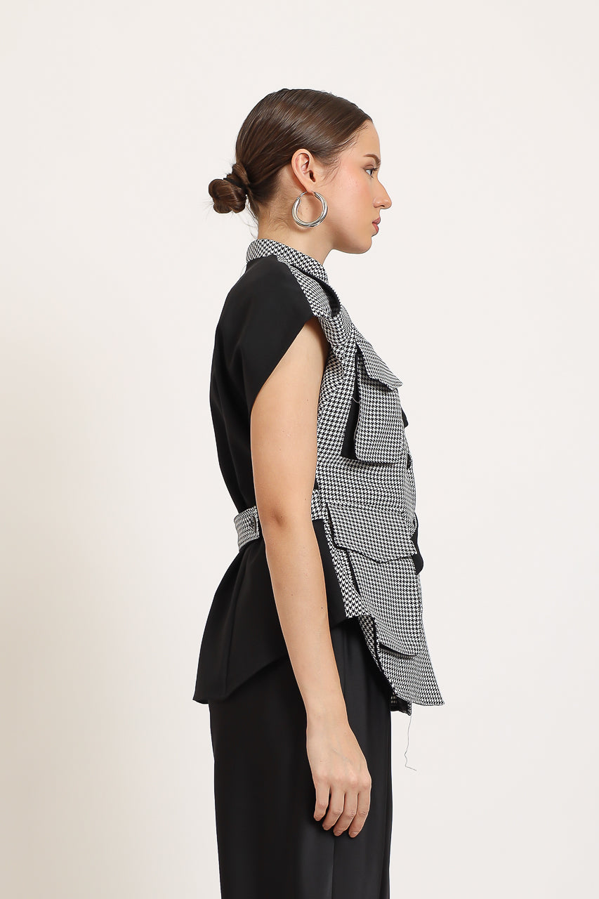Bloom et Champs Safari Checkered Monochrome Top/Celana Ruffle Hem Pants