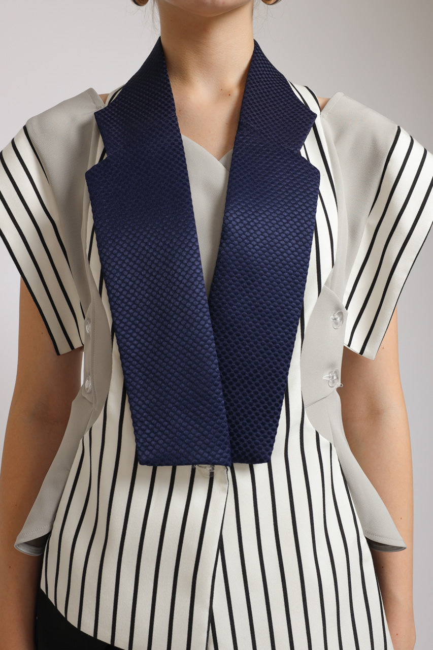Bloom et Champs Vest Stripe Navy Monochrome