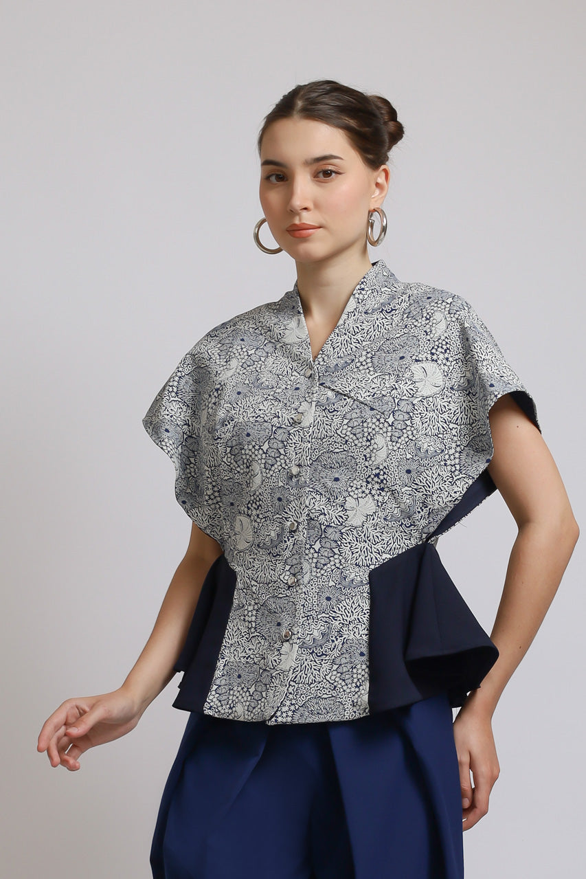 Bloom et Champs Coral Tassel Blouse