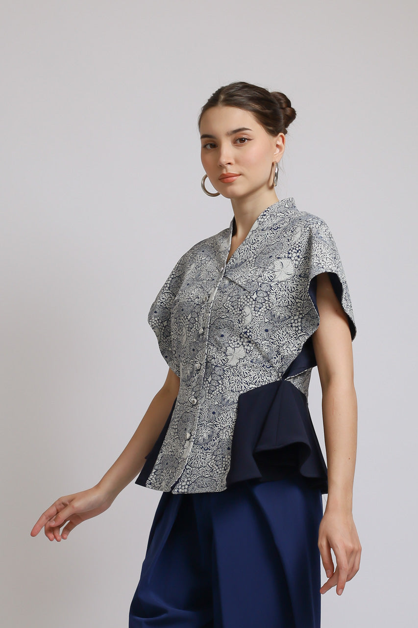 Bloom et Champs Coral Tassel Blouse