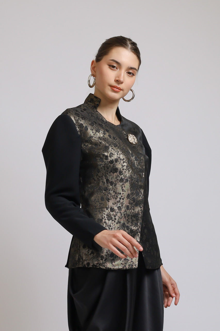Bloom et Champs Kebaya Jacquard Blouse/Bloom et Champs Cowl Pants