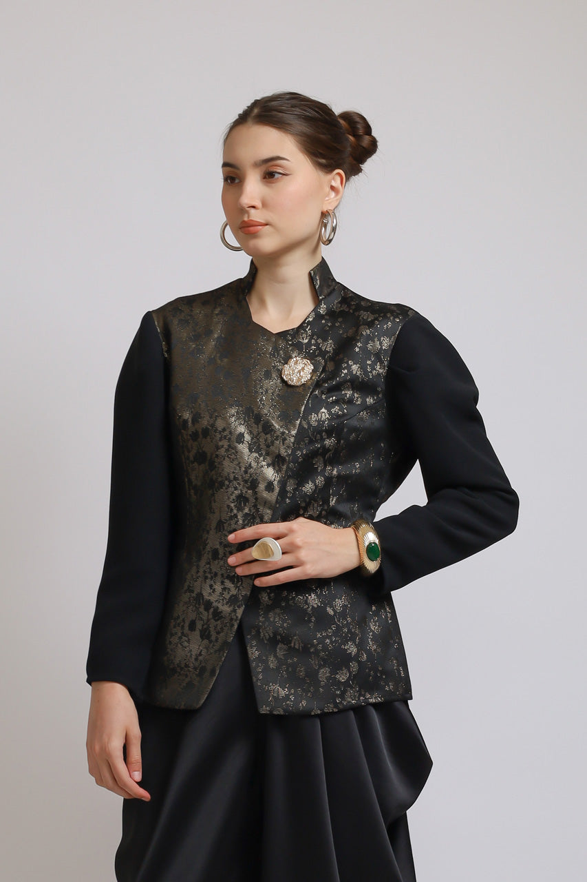 Bloom et Champs Kebaya Jacquard Blouse/Bloom et Champs Cowl Pants
