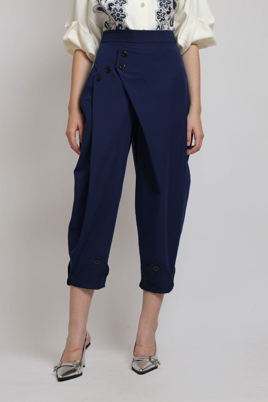 Bloom et Champs Sling Buttons Pants in Navy