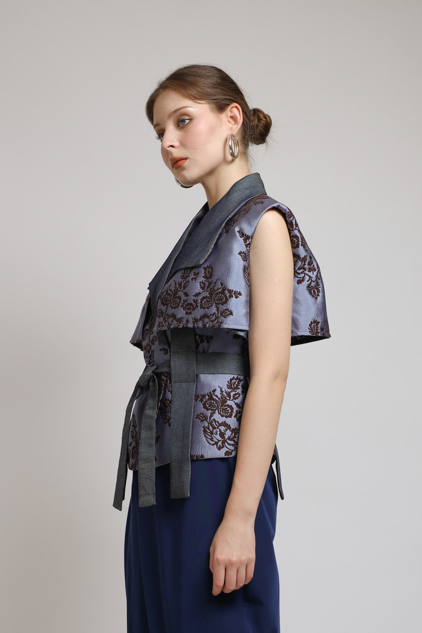 Bloom et Champs ACK Jacquard Blouse